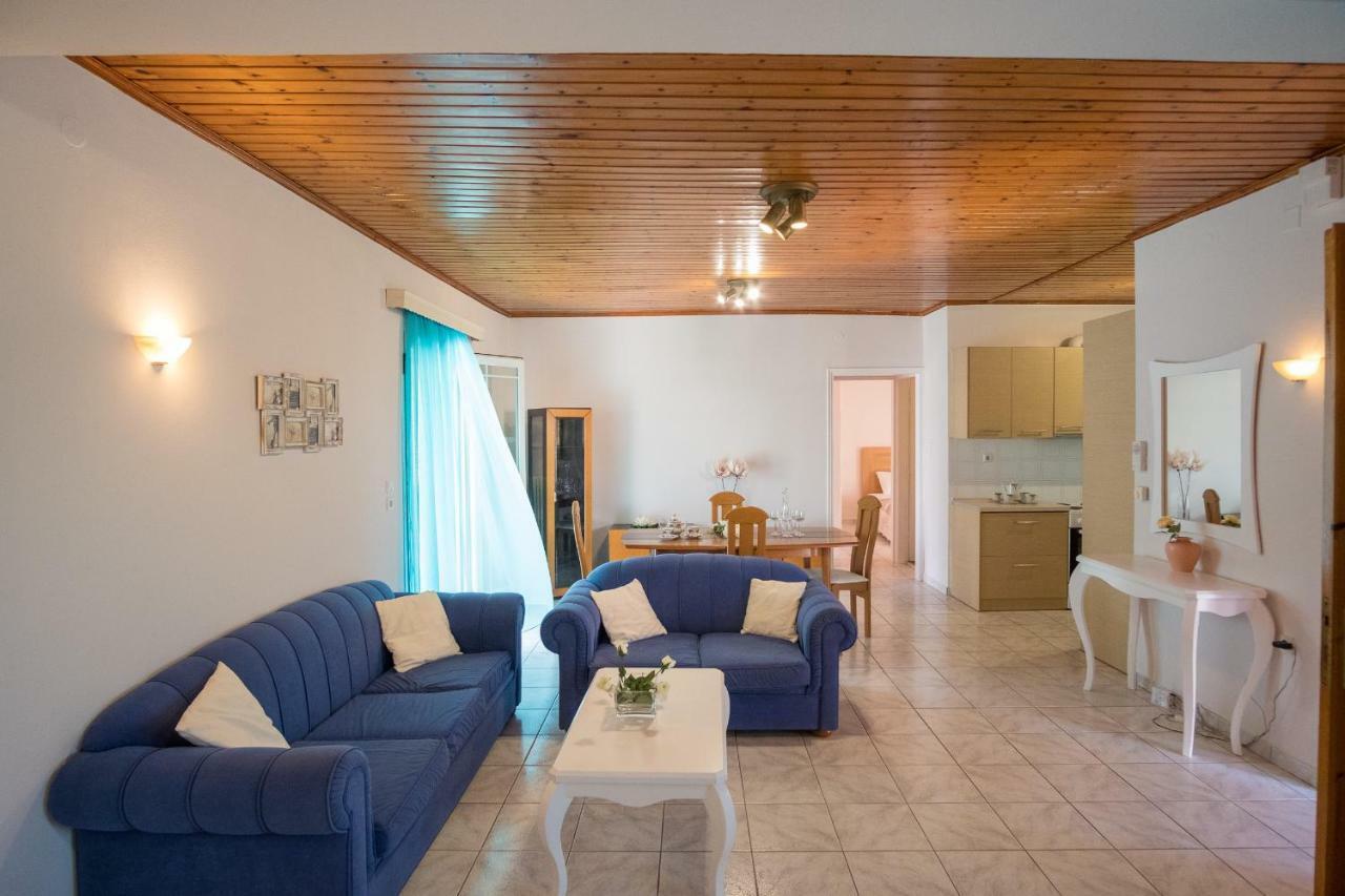Aelia Apartment Preveza Bagian luar foto